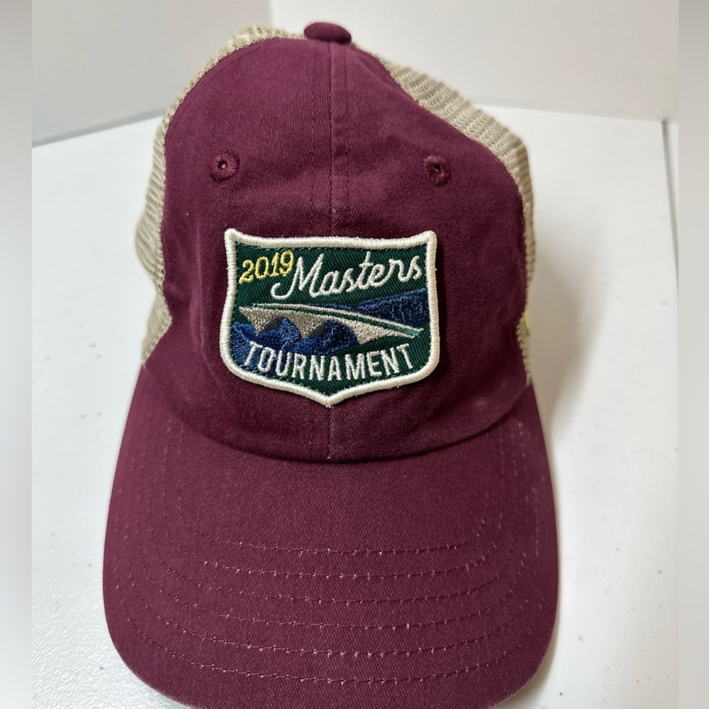 Mens 2019 Masters hat, Tiger Woods was the winner! Hard to find, features Bridge - Picture 5 of 11